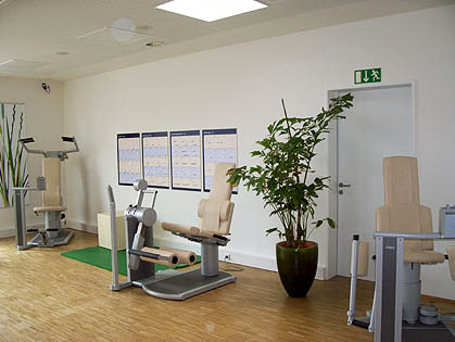 Krankengymnastik- und Massagepraxis - Geräteraum